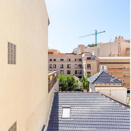 Lu&Cia Victoria 3 City Center Málaga Extérieur photo